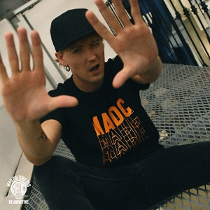 yM.A.D CULTURE 360z DisappearTEEVc