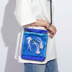 yIKIMONOzW POUCH BAG